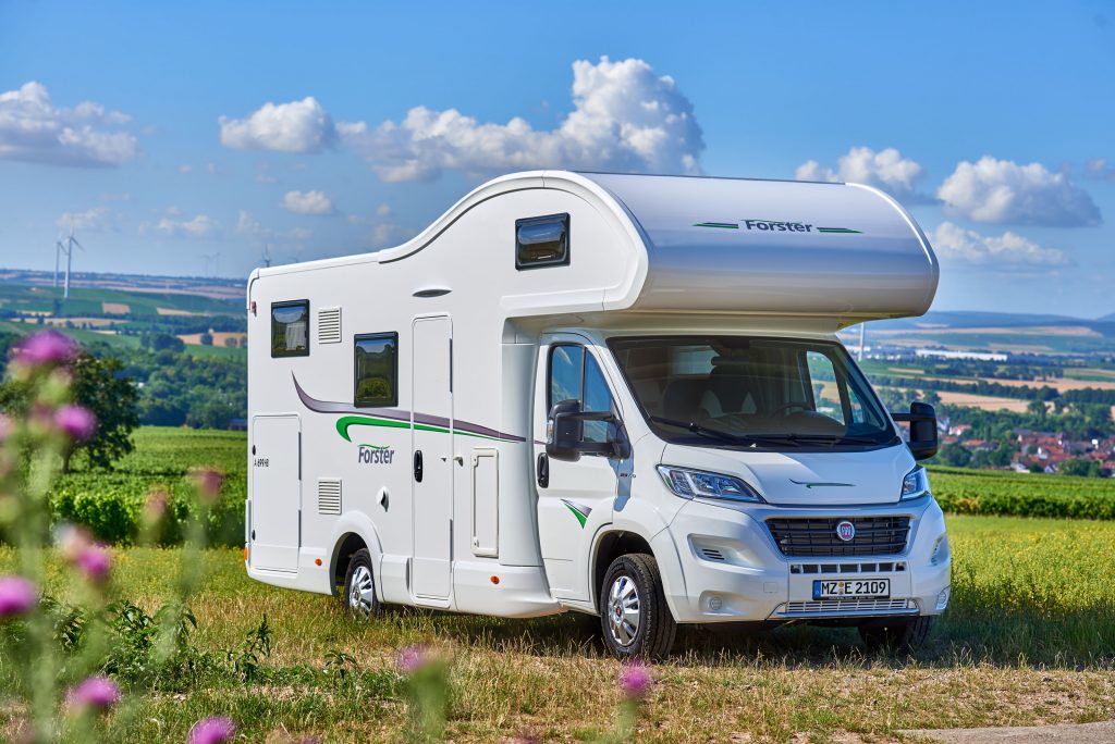 Heunsch Wohnmobile- Alkoven Wohnmobile der Marke Forster